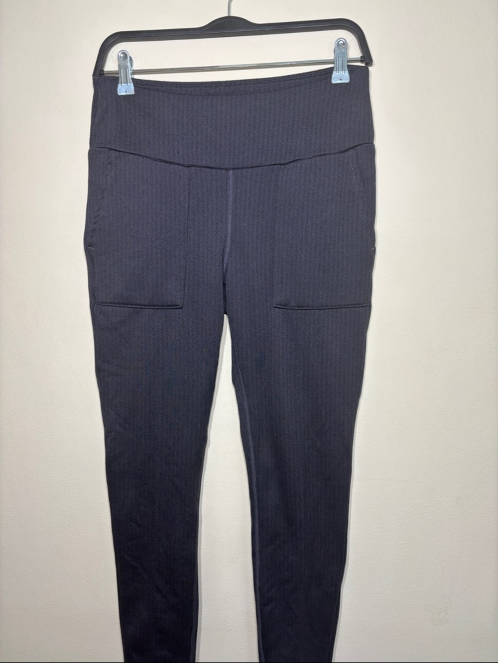 Mondetta Black Ribbed High-Waist Ponte Leggings with Pockets